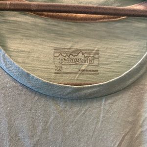 Patagonia front pocket tshirt.